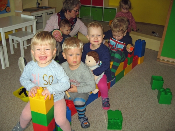 wir fahren mit der eisenbahn