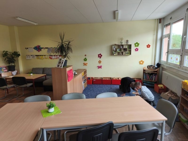 verschieden ausgestaltete Gruppenräume