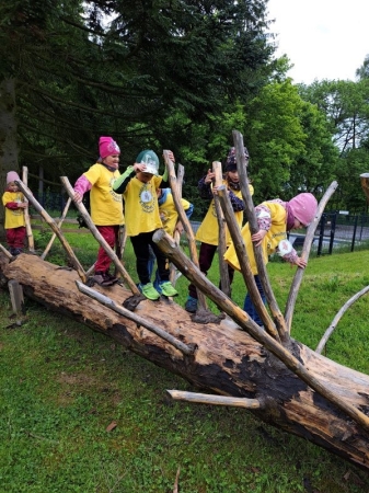 Klettern und Balancieren macht uns Spaß