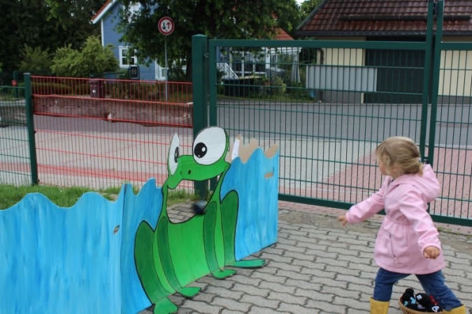 Froschzielwurf