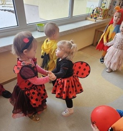 Faschingstanz bei den Jüngsten