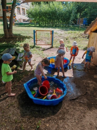 Juli 25 Flinke Füße - Badespaß bei Super-Sommerwetter