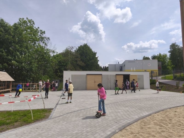 neuer Spielplatz
