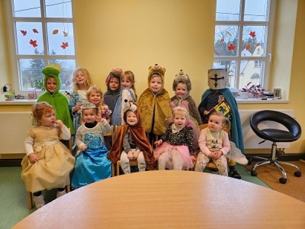 Gruppenbild am Verkleidungstag